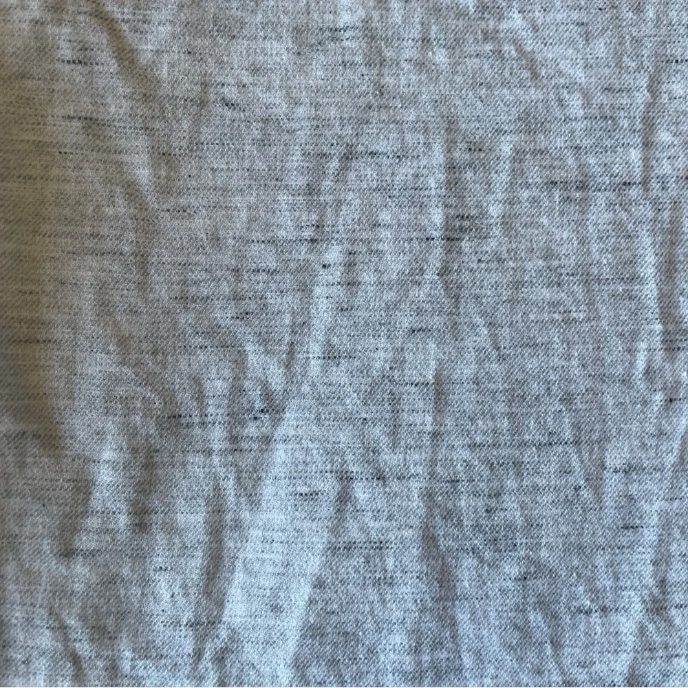 Banana Republic Men's Long Sleeve Button-Down Shirt - Light Gray untucked fit